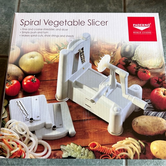 New in box Paderno Spiral Vegetable Slicer - Picture 1 of 2